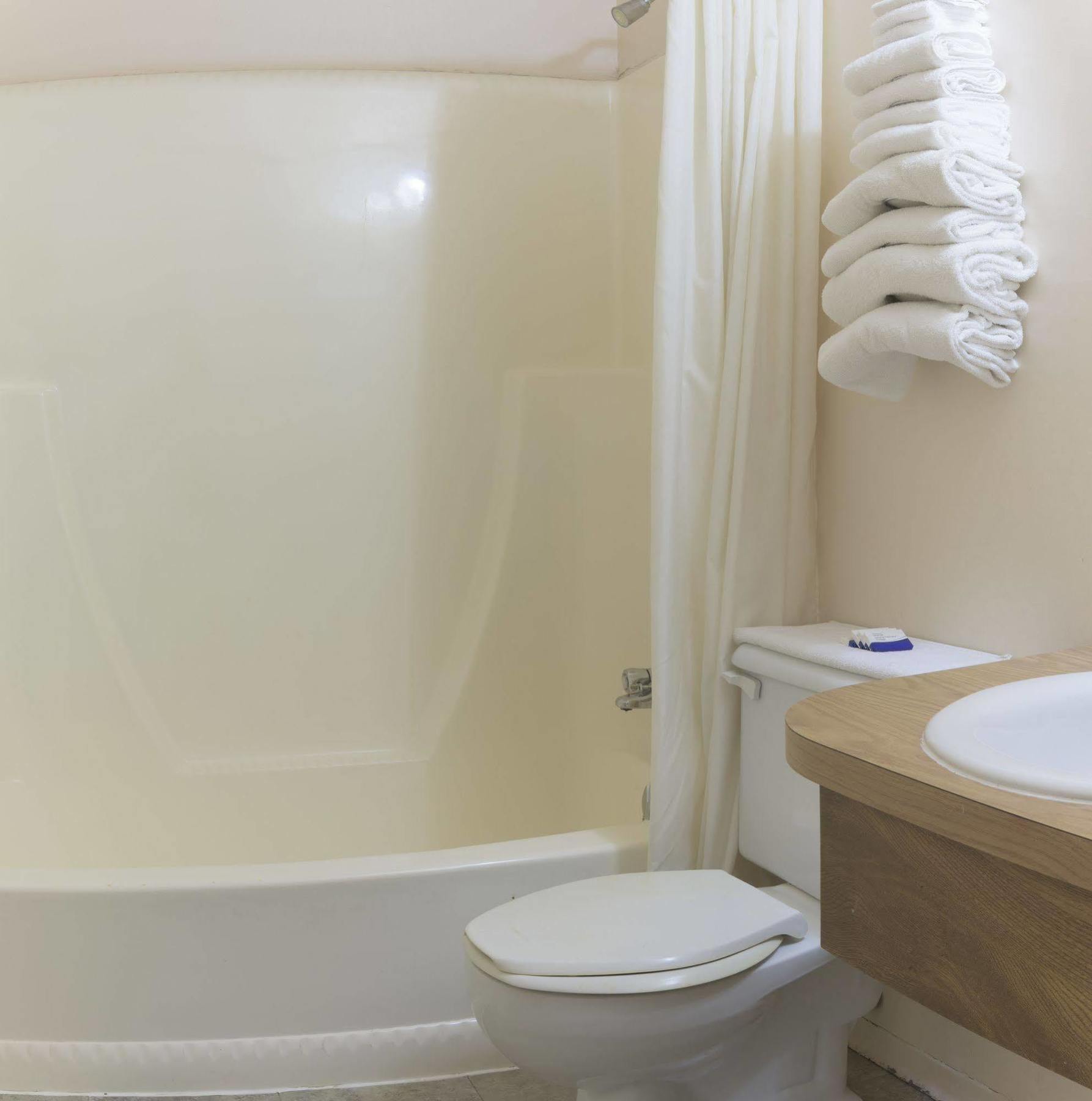 Sun-Dek Motel Medicine Hat Eksteriør billede