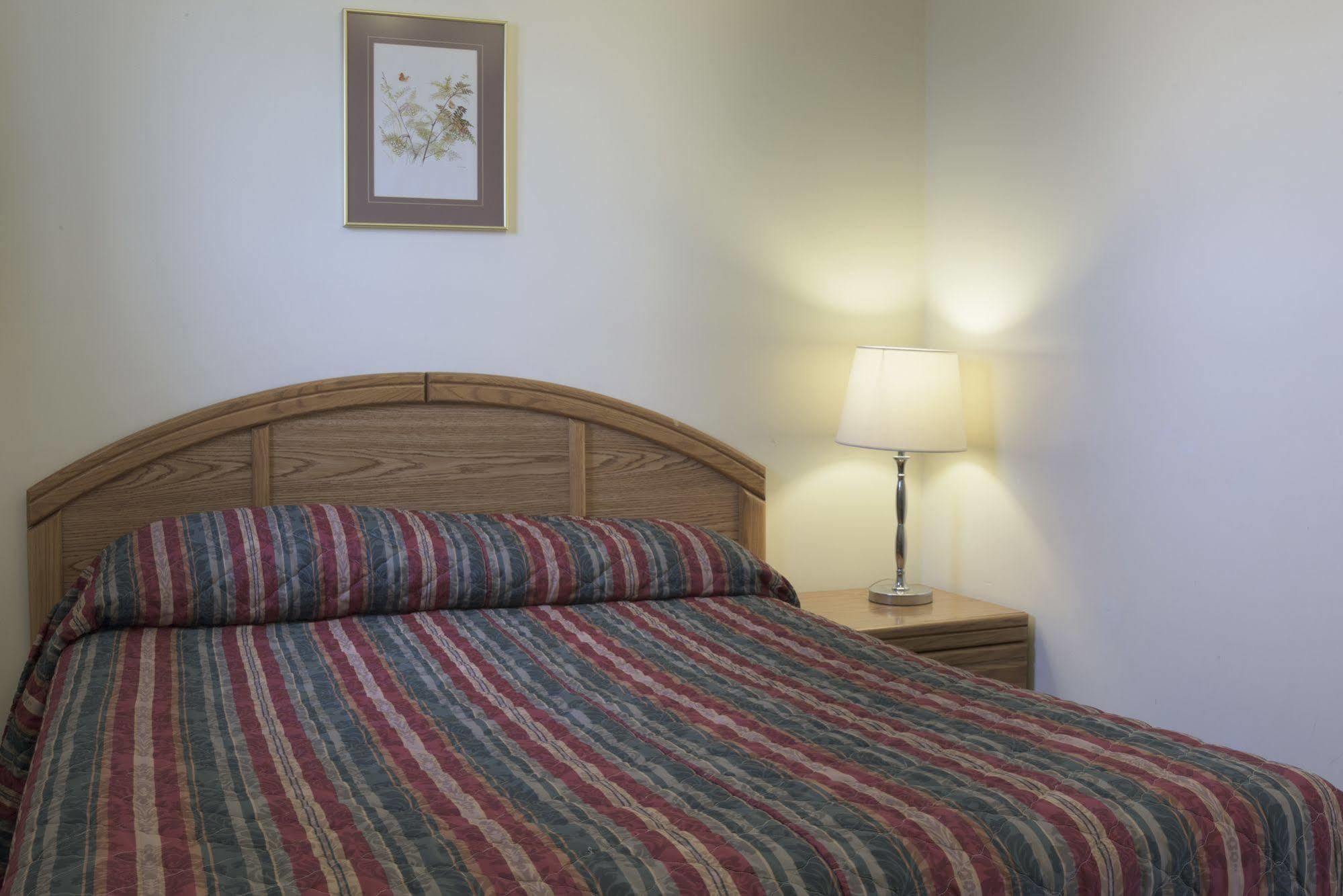 Sun-Dek Motel Medicine Hat Eksteriør billede